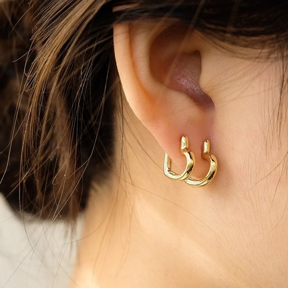 Minimal Heart Hoop Earrings | Gold Plated Sterling Silver - Picture 3 of 7